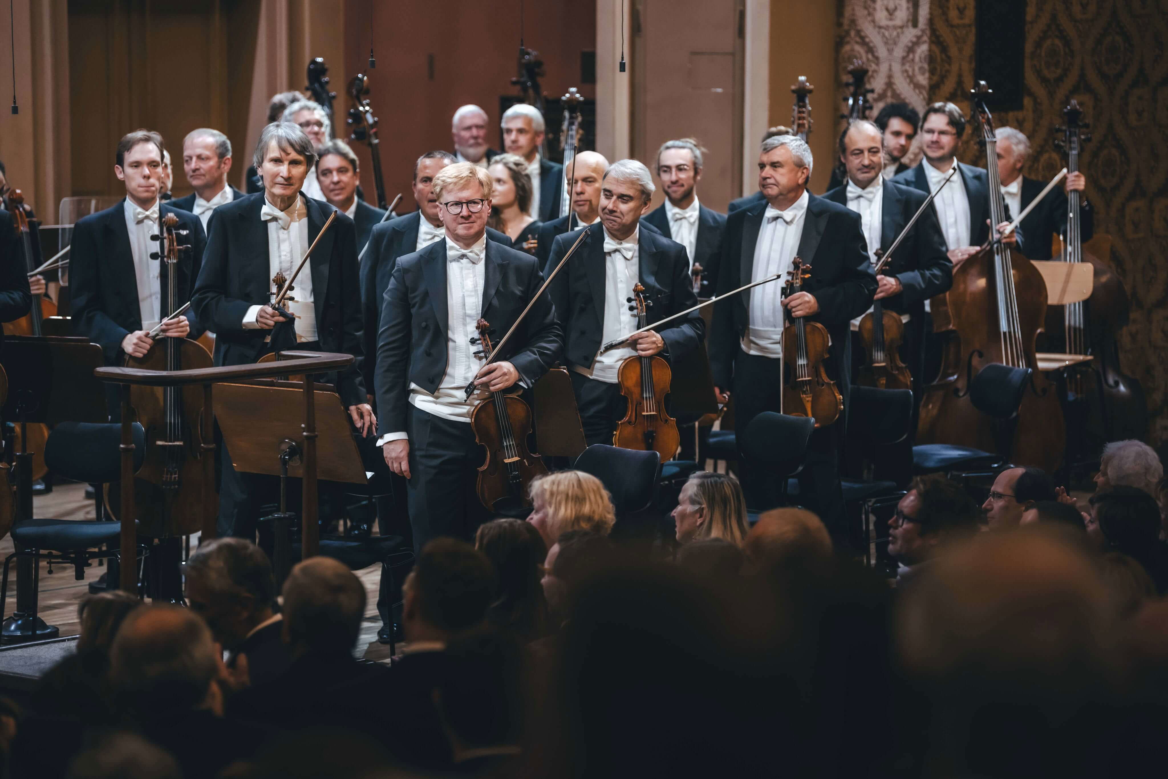 邦楽 The Philharmonic Turntable Orchestra Turntable Orchestra | STARRYWORKS inc.