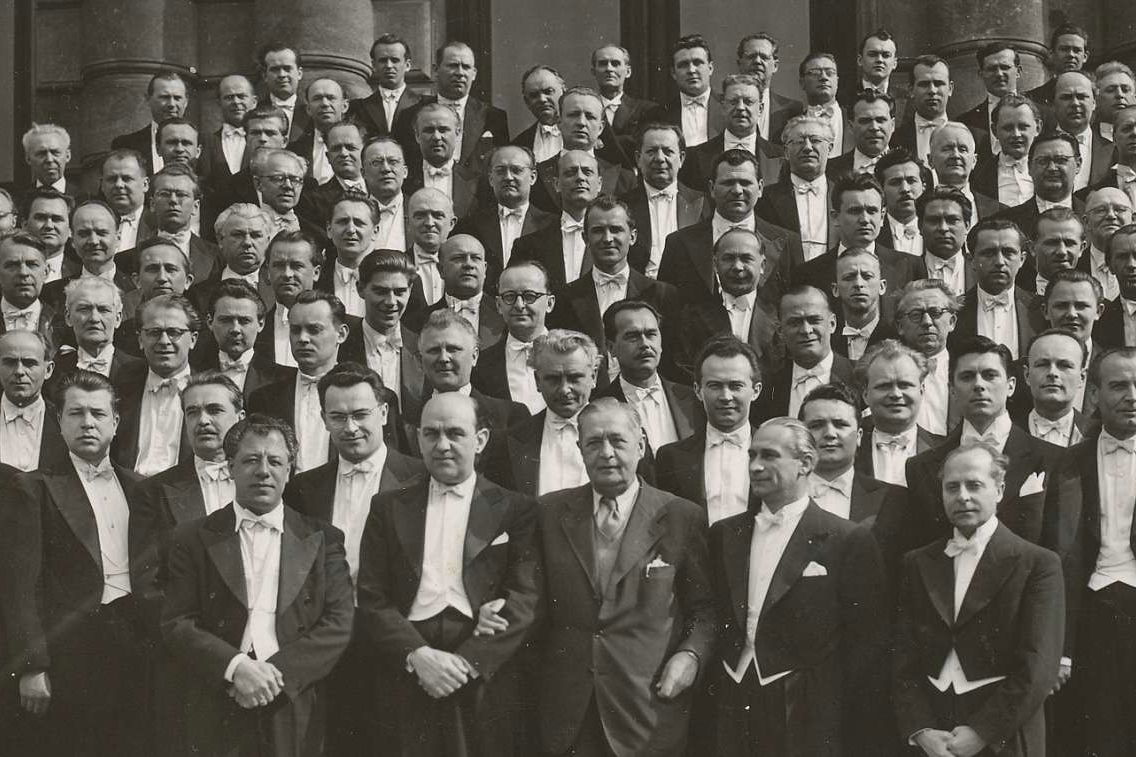 Image orchestr-ceska-filharmonie-60-leta-20-stoleti.jpg