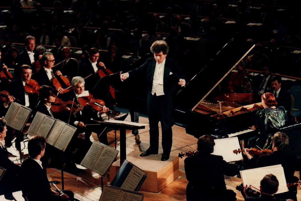 Jiří Bělohlávek conducts a gala concert in&nbsp;the UN headquarters
