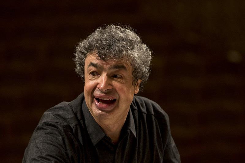 Semjon Byčkov na&nbsp;zkoušce s&nbsp;Českou filharmonií