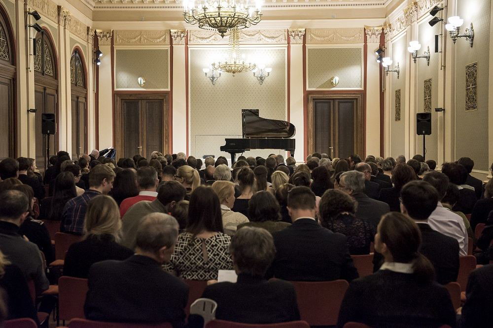 Koncert ke znovuotevření Sukovy síně