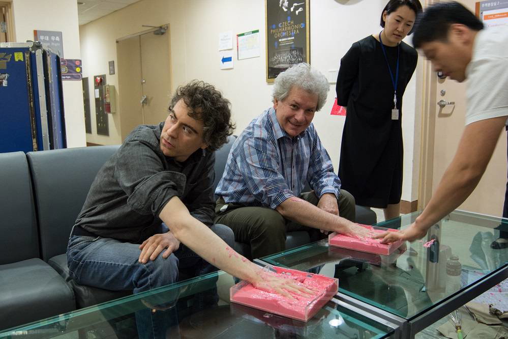 Paul Lewis a Jiří Bělohlávek na asijském turné – Seongnam, 2014