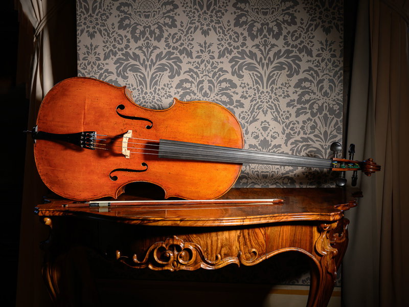Ilustrační obrázek článku 'Vzácné violoncello Guadagnini z roku 1757 bude znít v České filharmonii '