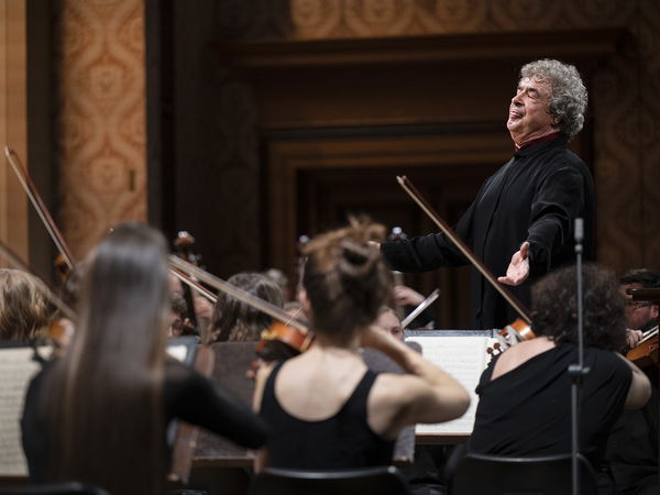 Ilustrační obrázek článku 'World premiere of Glanert's Prague Symphony'