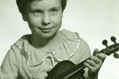 Dvorska-Marie-1-housle_05.jpg
