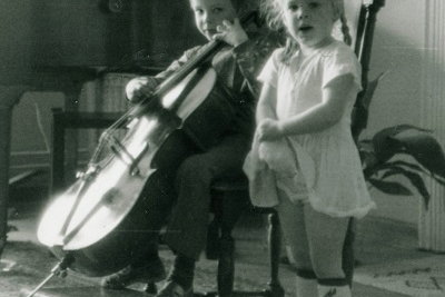 Jan-Holena-violoncello.jpg