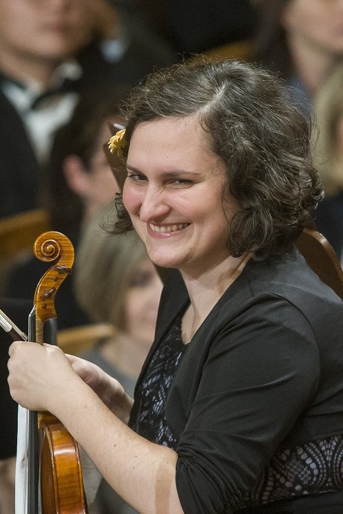 Obrázek magdalena-maslanova-housle-foto-petra-hajska.jpg