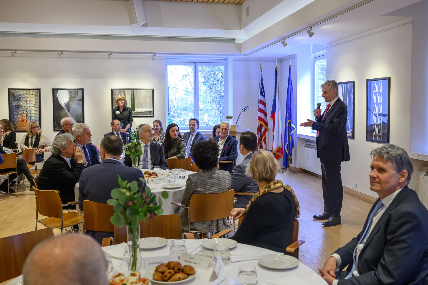 Setkání na brunchi v Bohemian National Hall (Český národní dům).