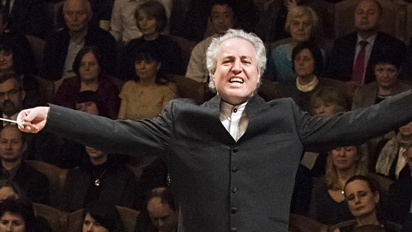 Dirigent Manfred Honeck | Foto Petra Hajská
