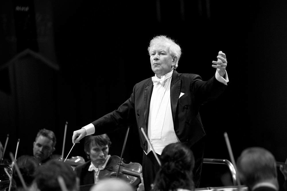 Chief Conductor Jiří Bělohlávek during one of the many rehearsals