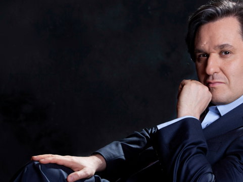Ilustrační obrázek článku 'Antonio Pappano: Spoutávám muzikanty do svěrací kazajky, abych jim později daroval svobodu'