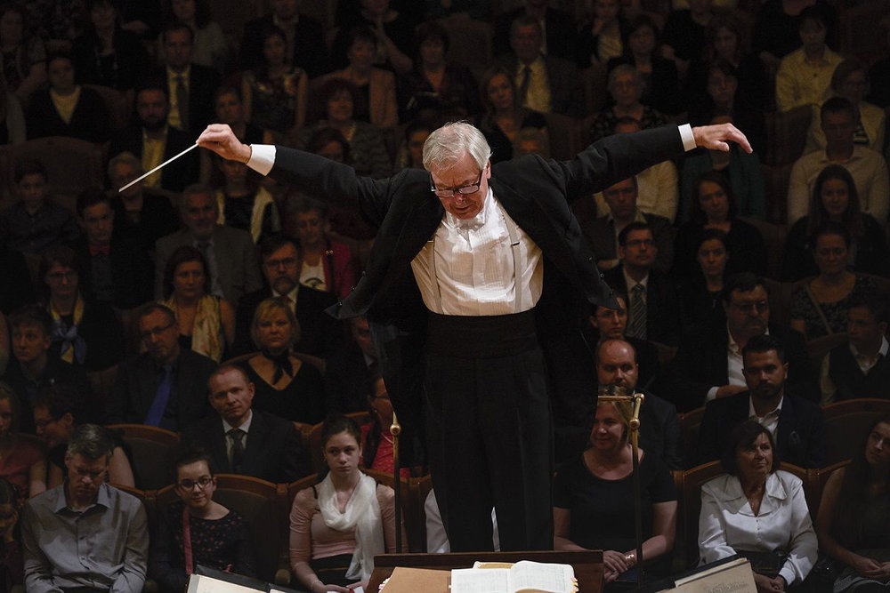 A Zkouška orchestru před večerním publikem