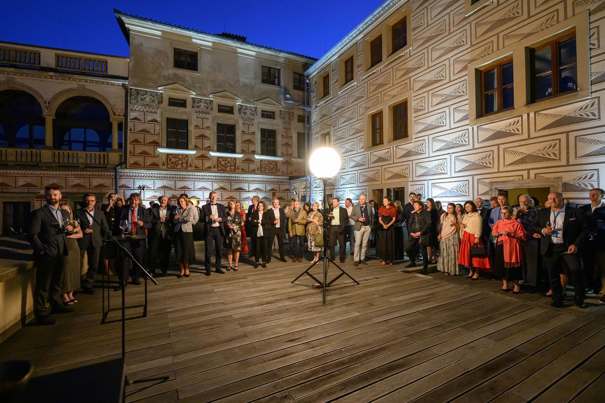 Obrázek 5-foto-spol-setkání-po-open-air.jpg