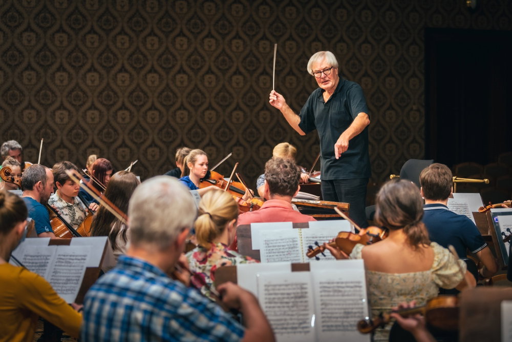 Společný orchestr žáků základních uměleckých škol a hráčů České filharmonie, červen 2021