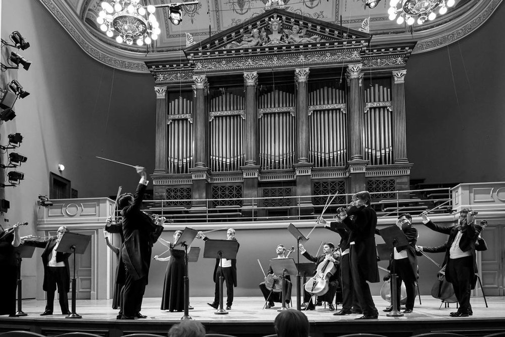 Jan Mráček a Komorní orchestr České filharmonie, 1. 6. 2020 v Rudolfinu