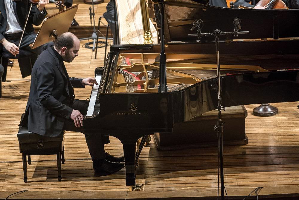 Steinway VI a Kirill Gerstein