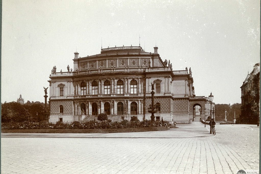 Foto: Budova Rudolfina v minulosti
