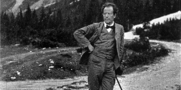 Obrázek mahler-na-prochazce-1909-sirka.jpg