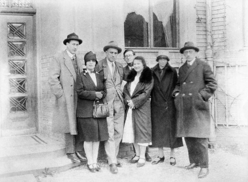 Obrázek jiri-weil-a-majakovskij-1927.jpg