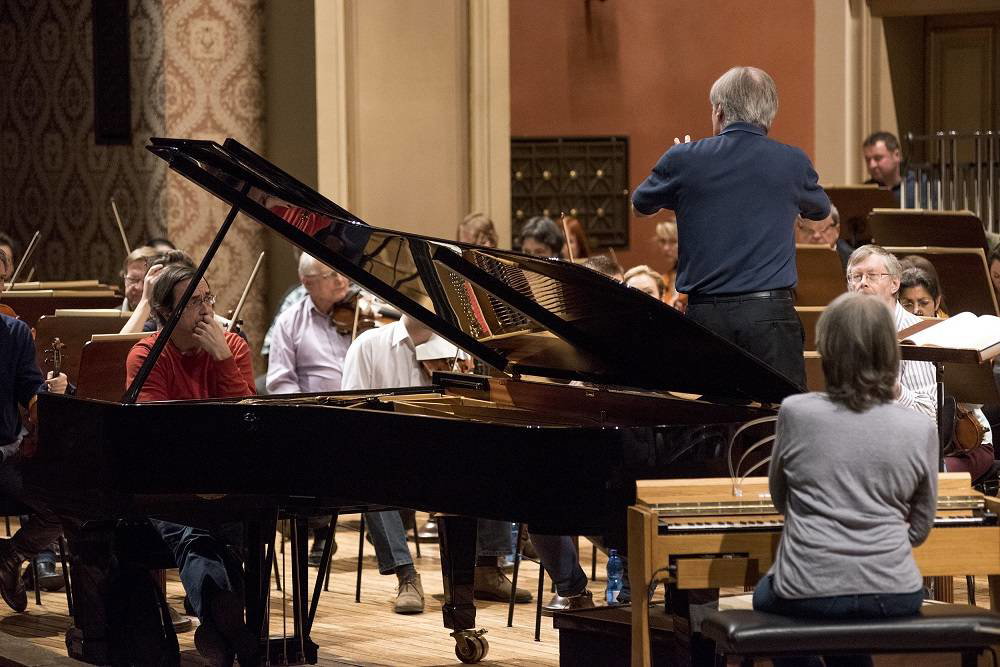 Steinway V a Pierre-Laurent Aimard