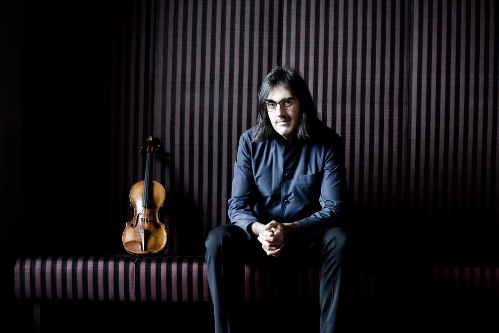 Houslista a dirigent Leonidas Kavakos