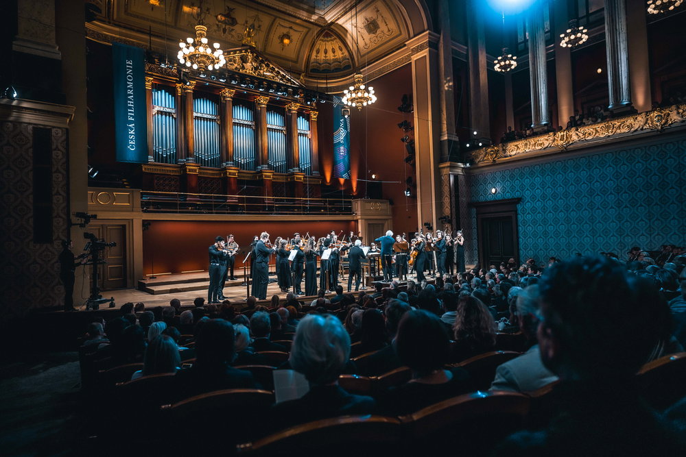 Giovanni Antonini, Česká studentská filharmonie a Česká filharmonie, koncert v Rudolfinu, 29. 11. 2023