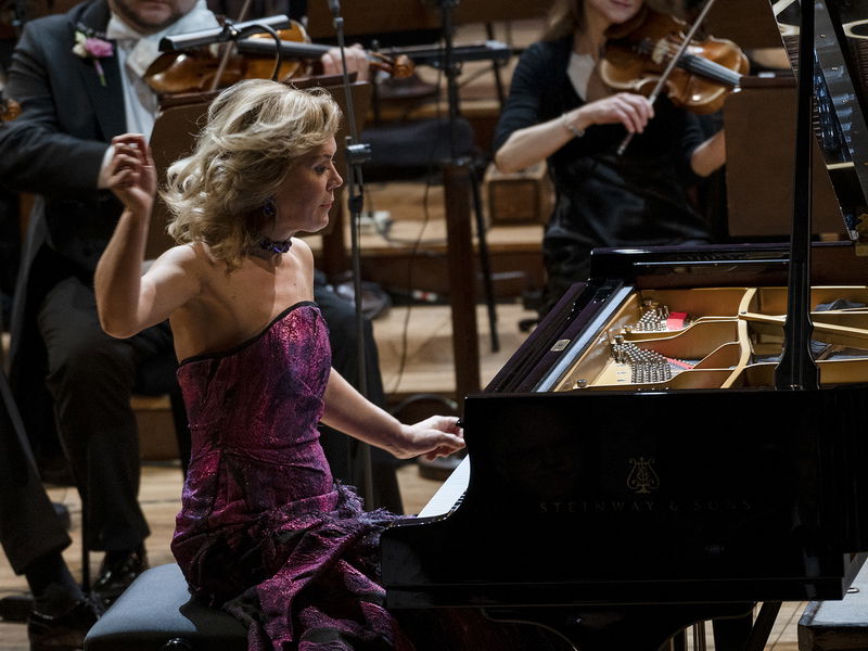 Ilustrační obrázek článku 'Pianist Olga Kern will perform at the recital on 12. 2.'