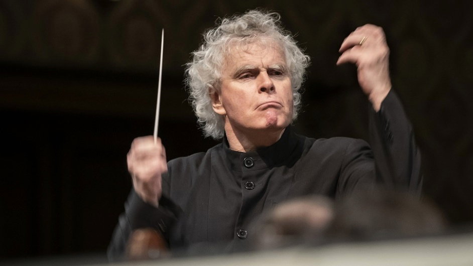 Dirigent sir Simon Rattle a Česká filharmonie