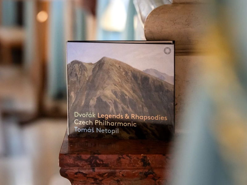 Ilustrační obrázek článku 'We release a recording of Dvořák's Legends and Rhapsodies'