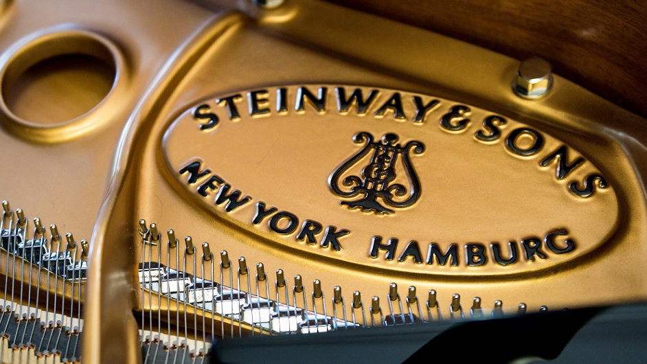 Steinway&Sons