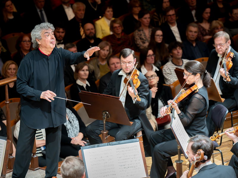 Ilustrační obrázek článku 'Tickets for Dress Rehearsals Now on Sale'