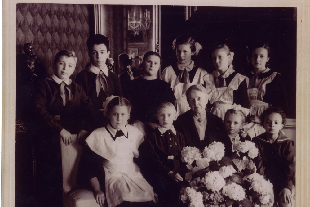 Semjon Byčkov ve třídě Liny Fjodorovny Anikiny Stěpanovové, 1958