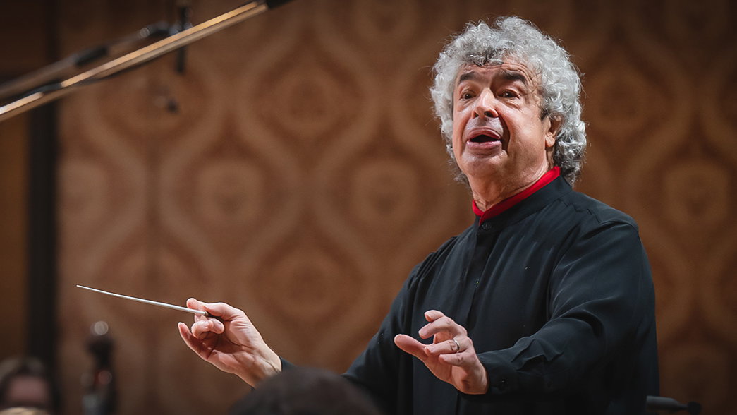 Bychkov: I hear the Czech Philharmonic’s enormous heart that fits Mahler perfectly