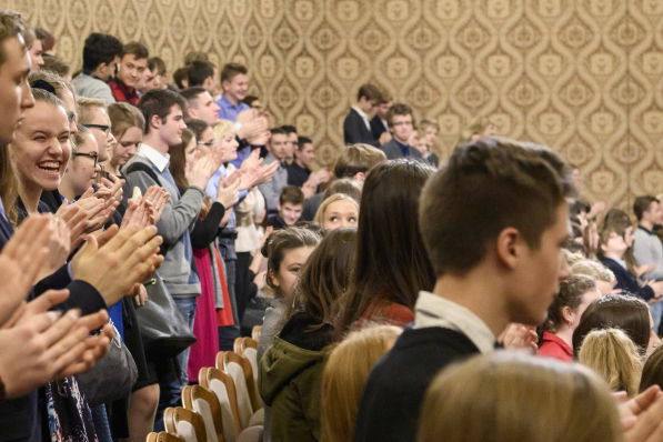 Image studentsky-program-header.jpg