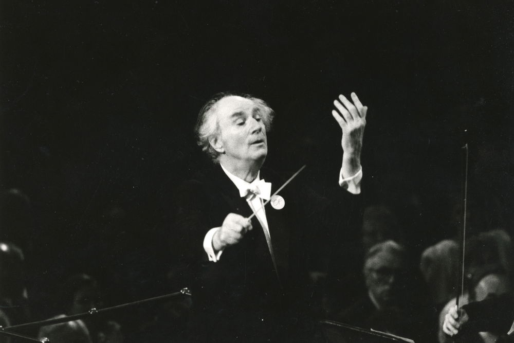 Rafael Kubelík, zakladatel Pražského jara a šéfdirigent České filharmonie v letech 1942–1948, v památném provedení Mé vlasti v roce 1990.