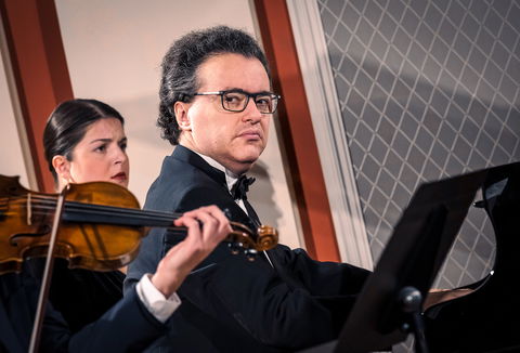 Photo illustrating a concert - event Czech Chamber Music Society Evgeny Kissin