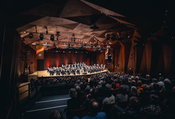 Photo illustrating a concert - event Czech Philharmonic • Erlangen
