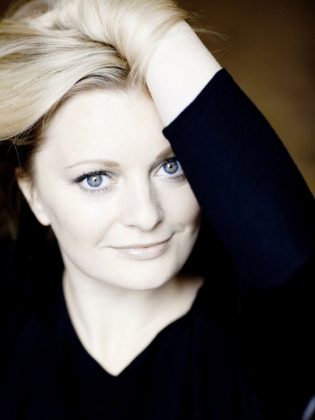 Lucy Crowe