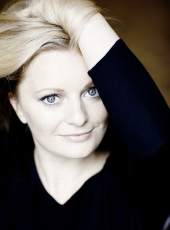 Lucy Crowe
