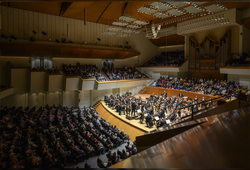 Photo illustrating a concert - event Czech Philharmonic • Valencia