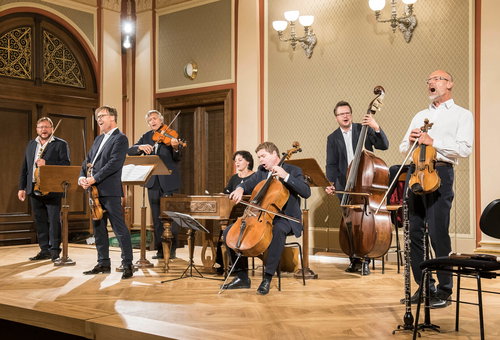 Photo illustrating a concert - event Czech Philharmonic Cimbalom Ensemble Advent Concert IV