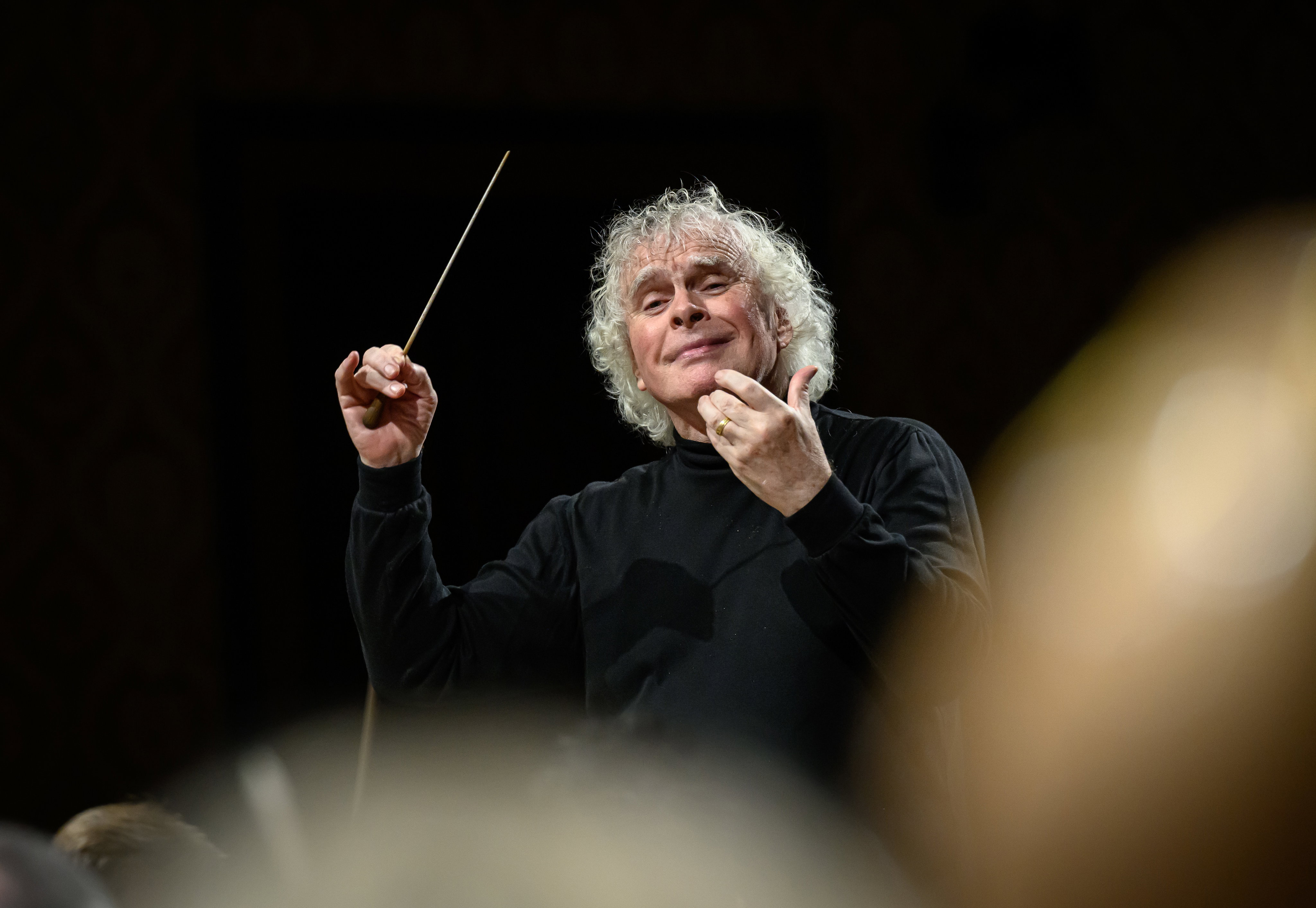 Fotografie ilustrujicí koncert - událost Simon Rattle Česká filharmonie