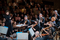 Fotografie ilustrujicí koncert - událost Dvořákova Praha • Chan, Shaham & Česká filharmonie