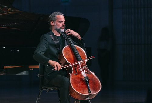 Photo illustrating a concert - event Jiří Bárta Czech Chamber Music Society