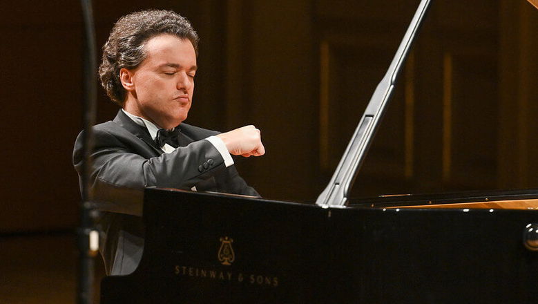 Photo illustrating the event Czech Chamber Music Society • Evgeny Kissin