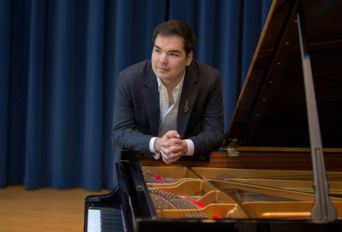 Photo illustrating a concert - event Czech Philharmonic • Alim Beisembayev