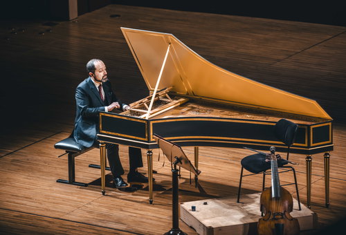 Photo illustrating a concert - event Mahan Esfahani Czech Chamber Music Society