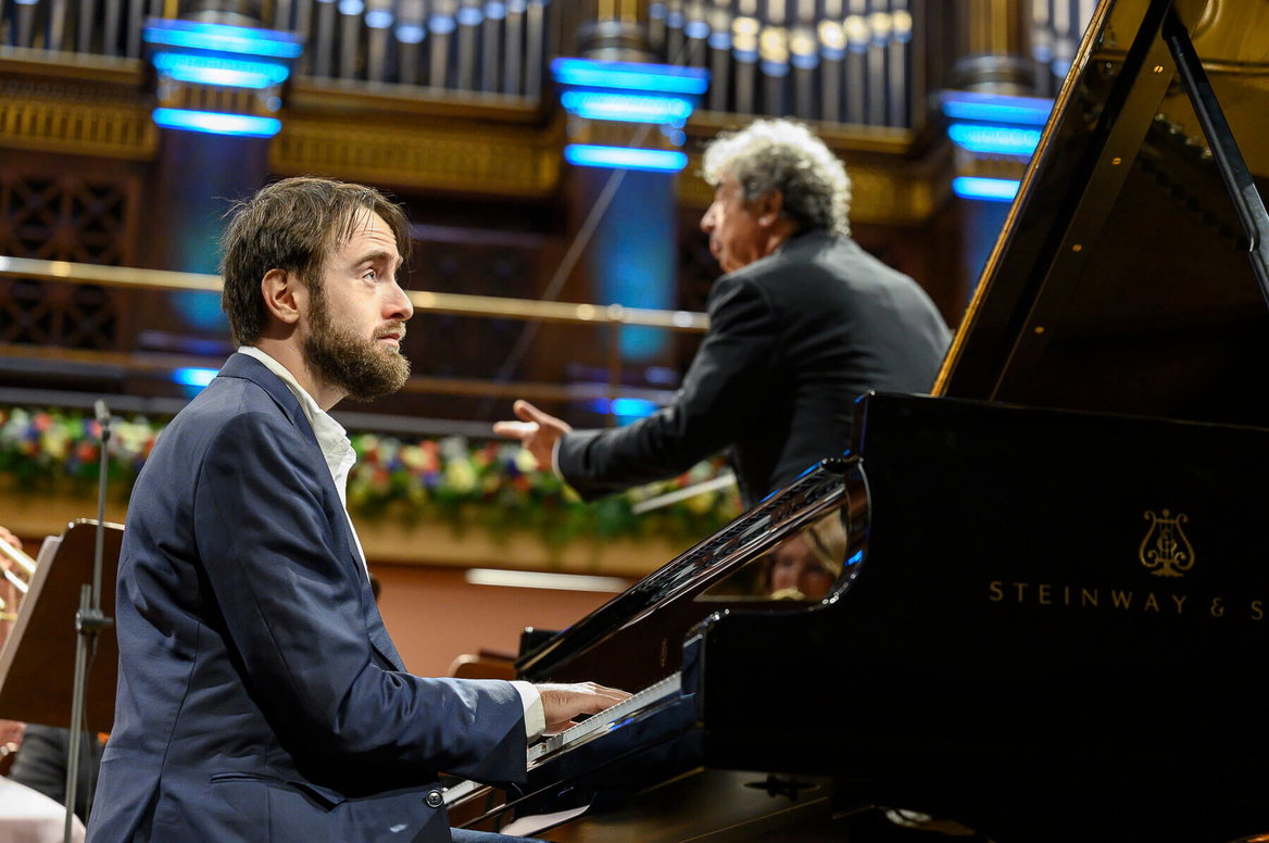  Česká filharmonie Zahajovací koncert