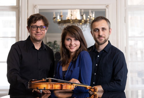 Photo illustrating a concert - event Kalliopé Trio Prague Czech Chamber Music Society