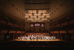 Fotografie ilustrujicí koncert - událost Česká filharmonie • Ósaka